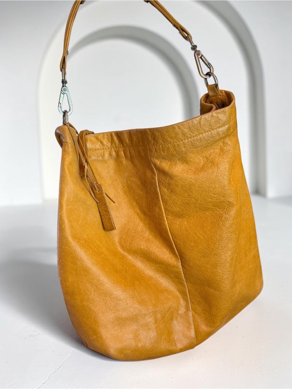 Rare Vintage Tano Italian Leather Slouchy Shoulder Bag - Mustard - Picture 6 of 15